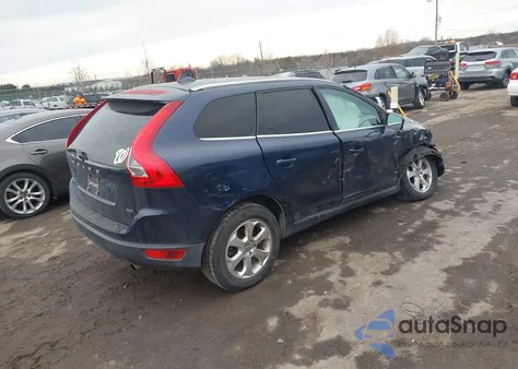 2013 Volvo Xc60 3.2 Premier from USA, damaged, VIN YV4940DZ4D2367933